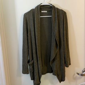 Moa moa sweater with pockets